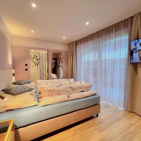 Lorenzi Bed & Breakfast 3*