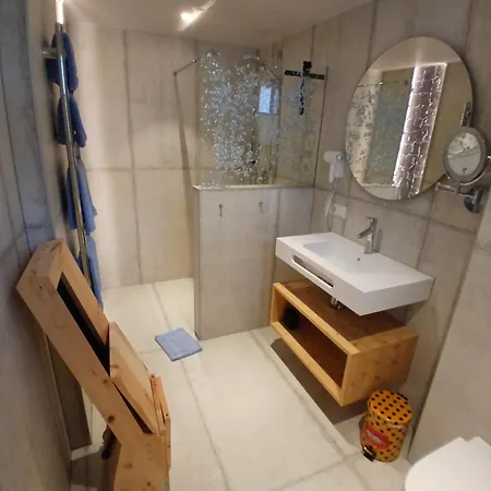 Alojamento de Acomodação e Pequeno-almoço Lorenzi Sölden