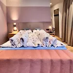 Bed & Breakfast Lorenzi 4*